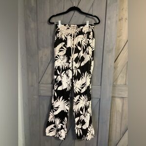 Cali 1850 Black & White Floral Wide-Leg Linen Beach Pants